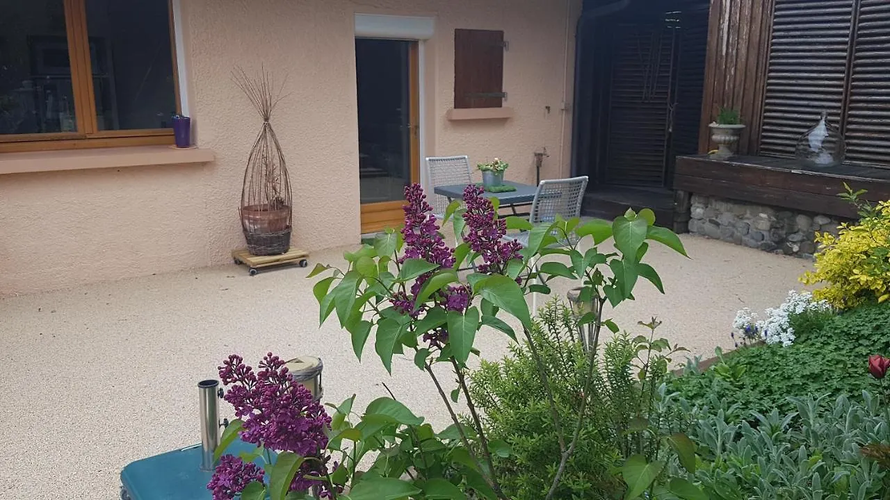 Le Rossignol Apartment Cranves-Sales France